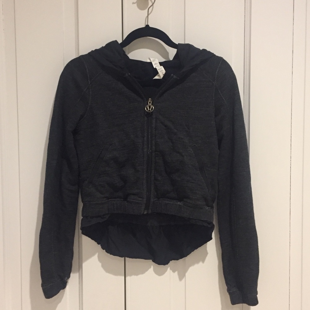 Lululemon athletica dark grey crop jacket size 4